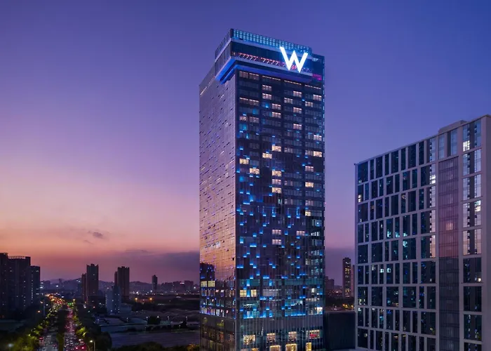 W Xiamen