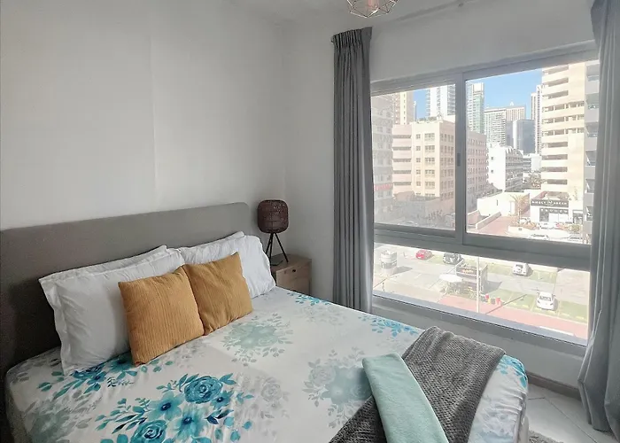 Fully Furnished Marina View - 1 Bedroom Apartment Dubai