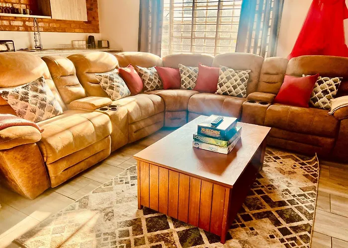 Amour Residence - Warm Two-Bedroom Apartment Johannesburg