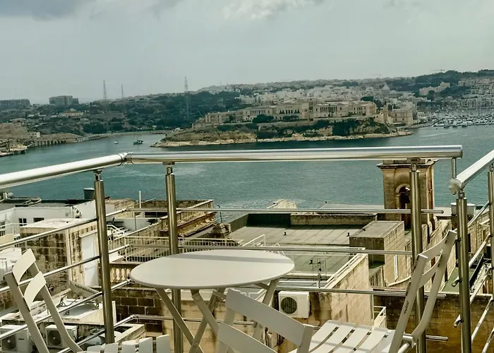 Paulos Valletta