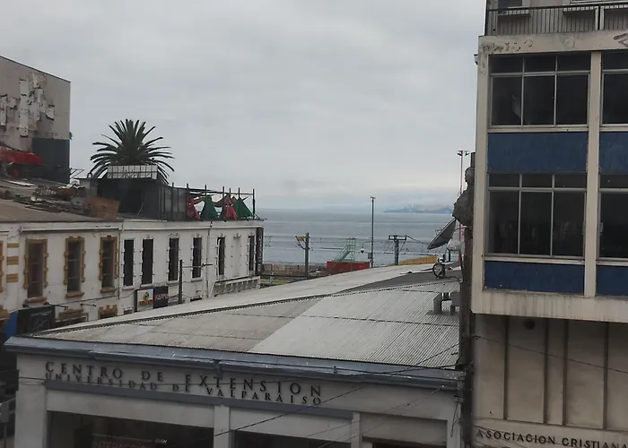 Habitacion En Departamento Centrico De Valparaíso