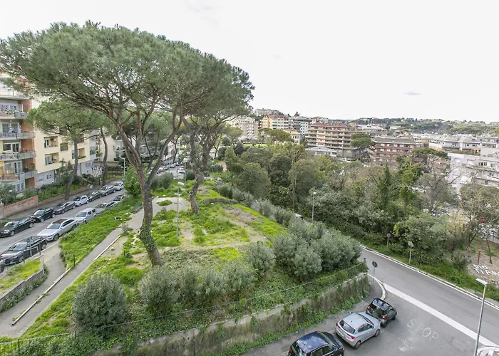 Rosso Levanto House Rome