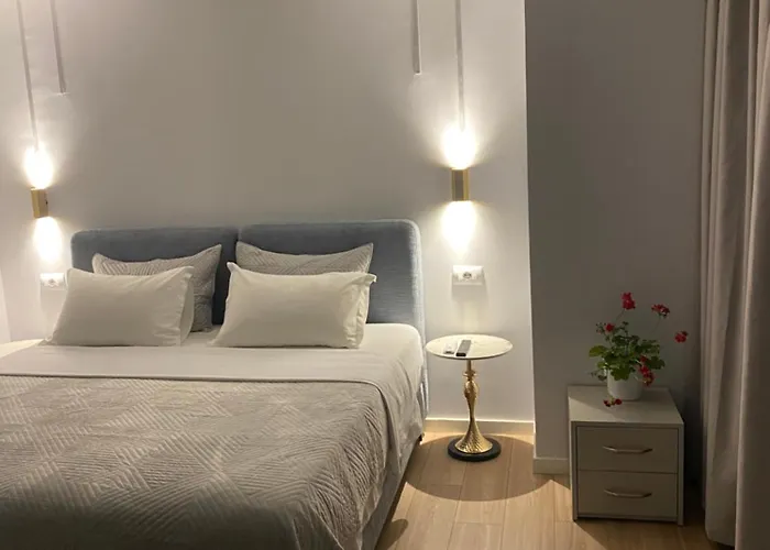 Room 1 Tirana