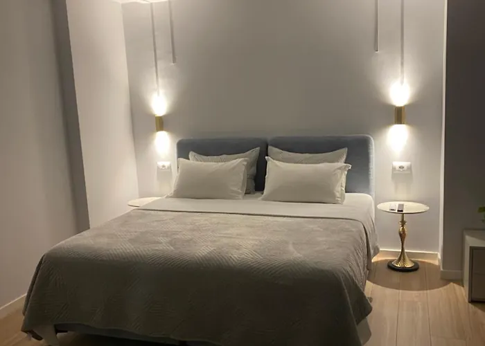 Room 1 Tirana