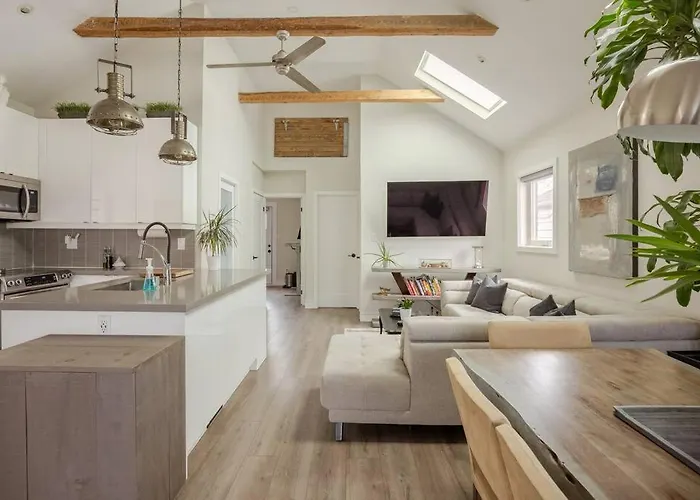 Lonborough Ave Upstairs Apartment Toronto