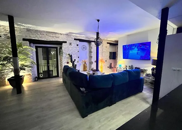 Habitaciones En Casa Familiar Con Bano Propio 1 Seville