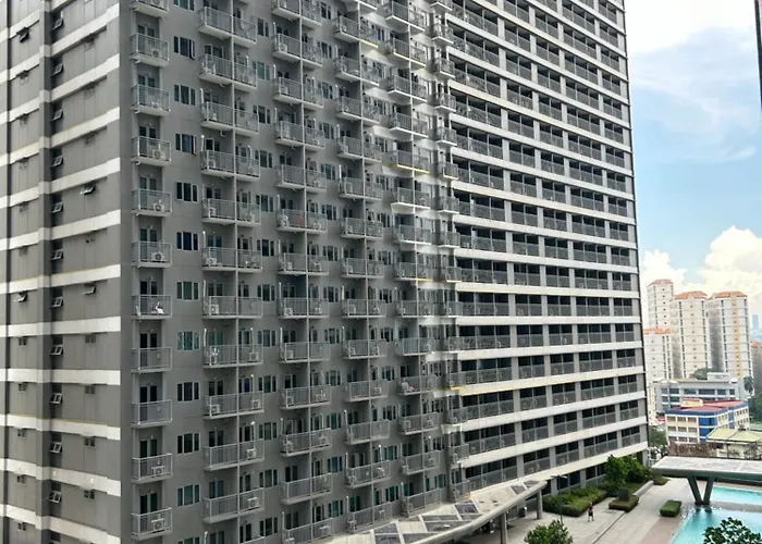 Balay Mulano At Fame Residences Mandaluyong City L With Balcony Pool View L 200Mbps Wifi Manila