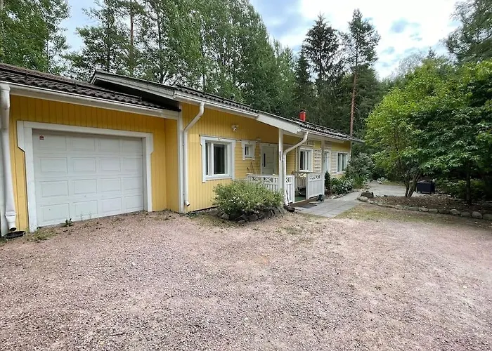 Spacious And Quiet Single-Family Home In Espoo