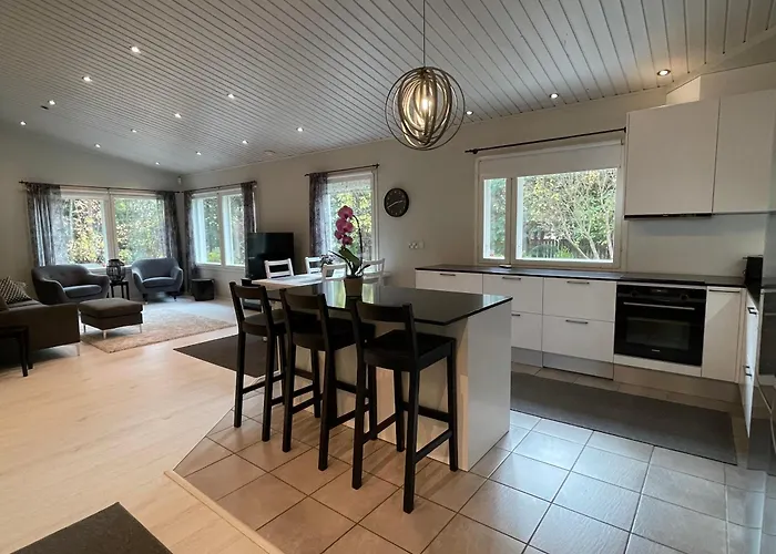 Spacious And Quiet Single-Family Home In Espoo
