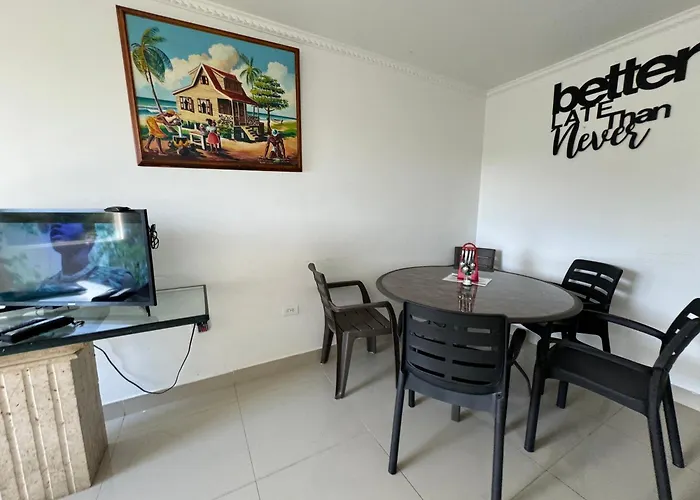 Sea Life Apartamentos En Via Principal Centro Y San Luis San Andrés