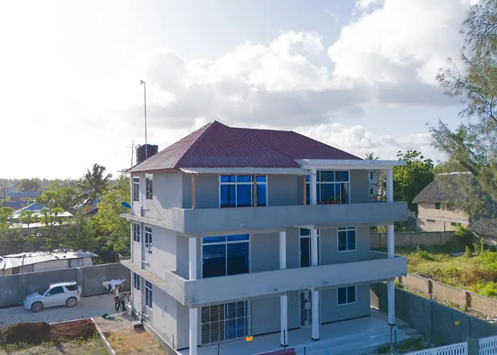 Spacious Beachfront Condo -Ac - Wifi, Uroa Escape Zanzibar