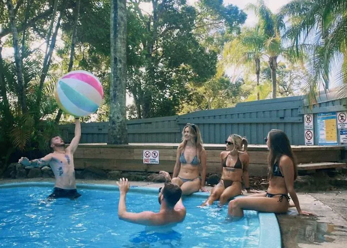 Nomads Noosa Hostel