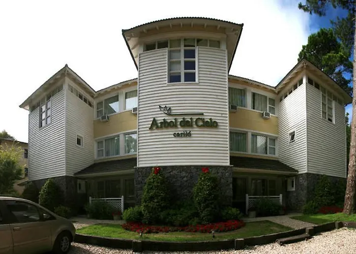 Apart Arbol Del Cielo Carilo