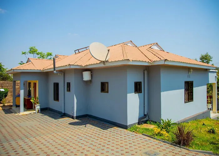 Helens Luxury Resort Karatu