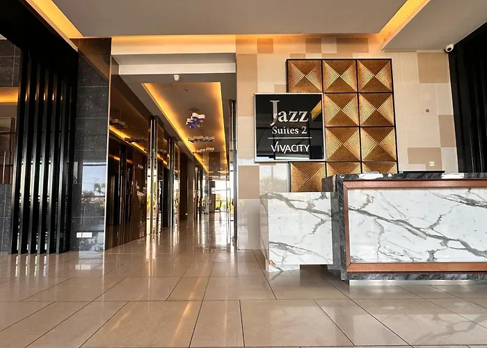 Free Parking, 2-10 Pax, 3 Rooms 2 Bathrooms, Vivacity Jazz 2 Kuching