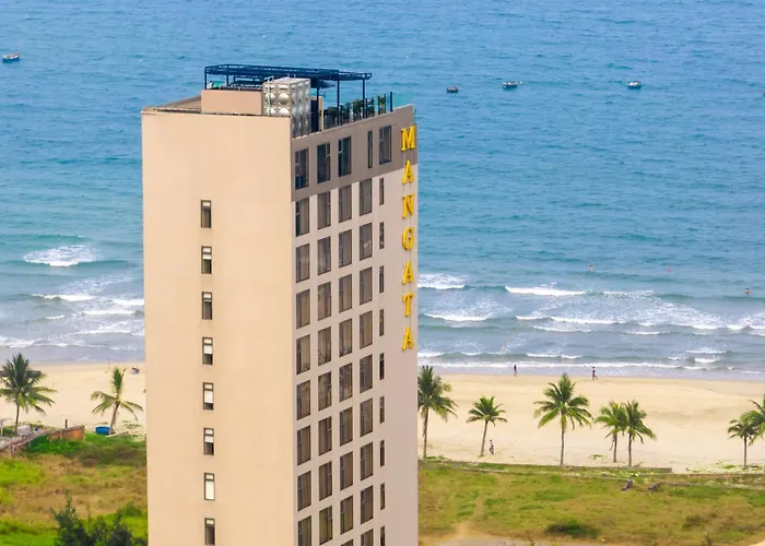 Mangata Beachfront Hotel - Rooftop Bar Sea View Danang