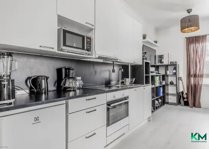 Cozy And Modern Apartment & Private Parking Espoo