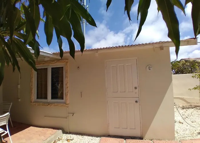 Maria Mulata Apartments Noord