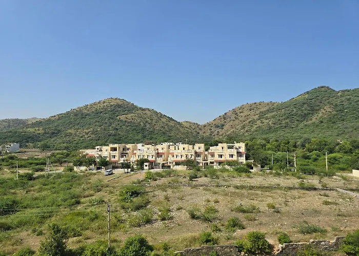 Ghar Rj27 - A Hill View Homestay In Udaipur