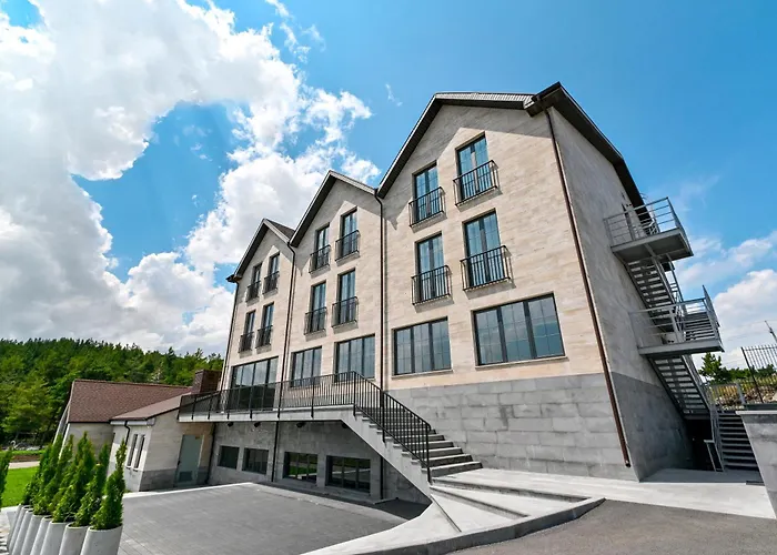 Stonehenge Hotel & Restaurant Tsaghkadzor
