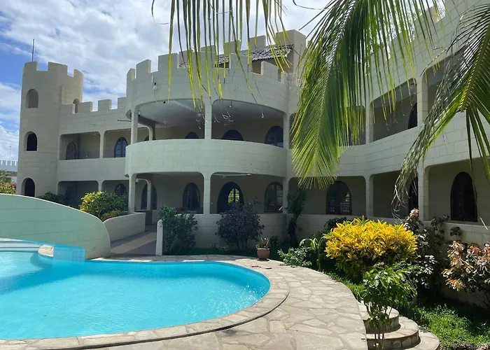 Backpackers Castle Hostel Watamu