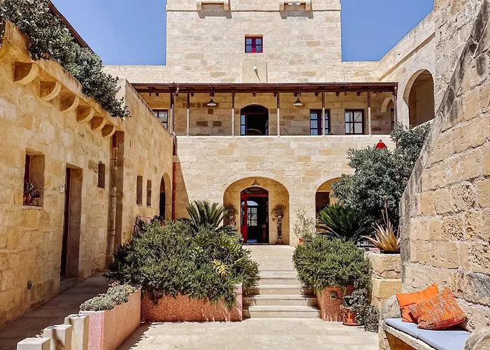Mulberries Hotel Zabbar