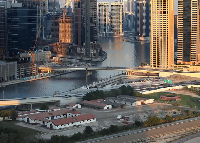 Chic Aykon City 2-Bedroom Retreat - Business Bay Dubai