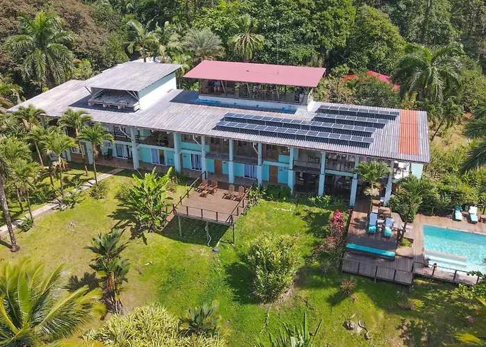 Bird Island Bungalows Bocas Town