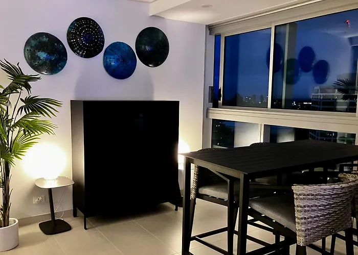 New Condo, Central Auckland, 3Br, Pool, Gym, Parking