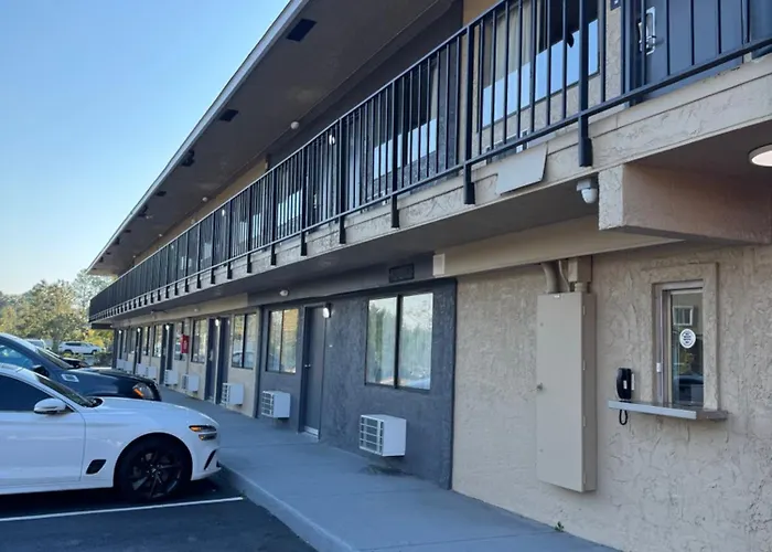 Cyber Inn Augusta