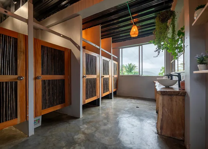 The Journey Hostel Los Naranjos