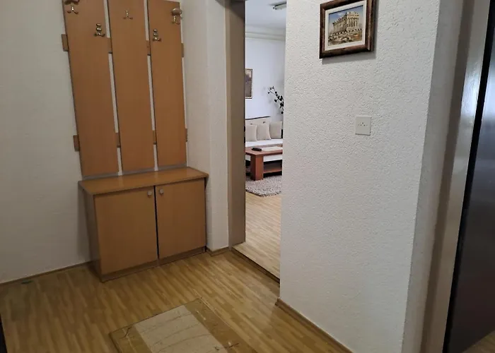 Stan Marina Apartment Pale