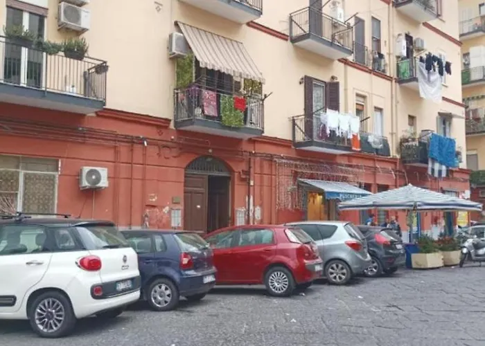 Ac Domus Apartment Naples