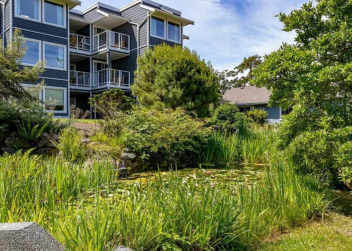 Pacific Shores Resort & Spa Parksville