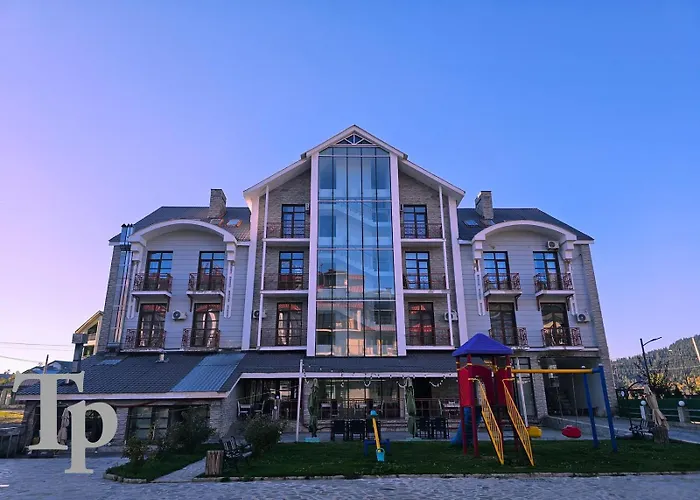 Three Penguins Hotel Bakuriani