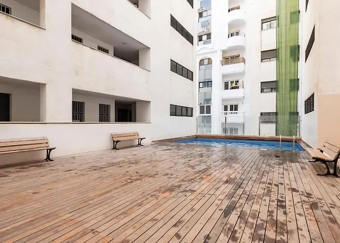 Sunny 2 Bedroom Suite & Terrace - Tgv And Marina Access Tangier