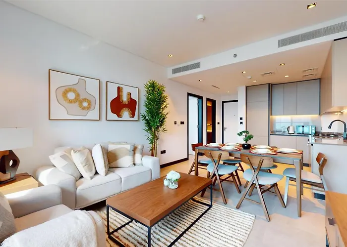 Burj Khalifa & Lagoon View , Private 1 Bedroom Dubai