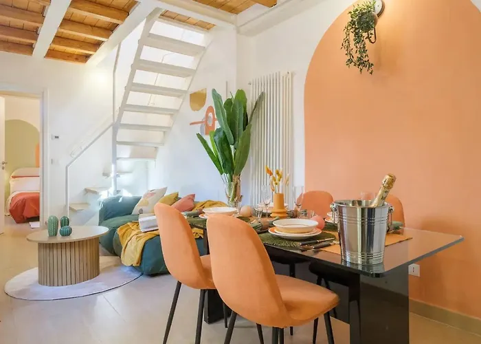 Charming Vintage Home By Piazza Maggiore With Garden Bologna