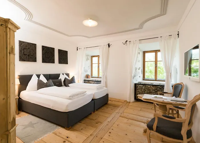 Hotel & Gourmetwirtshaus Kirchenwirt Seit 1326 Leogang