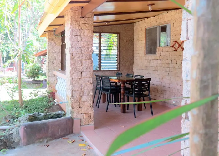 Alonaland Resort Panglao Island