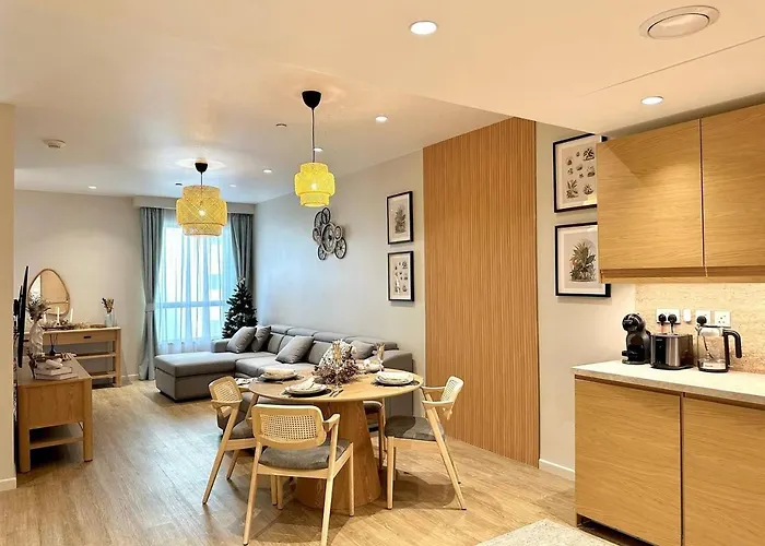 Family Apartment Next To The Beach Dubai