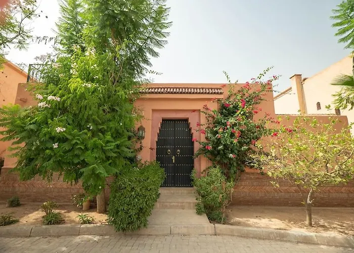 Charmante Villa Avec Piscine Privee A 10 Min Du Centre De Marrakech - Famille Uniquement Marrakesh