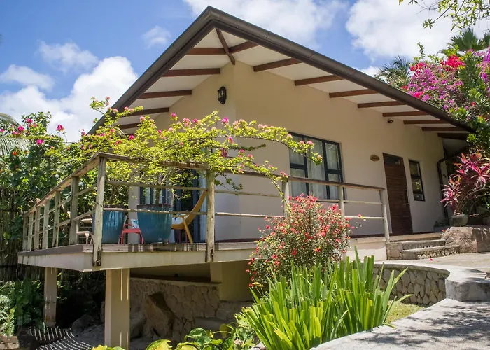 Domaine Desaubin Luxury Villas Takamaka