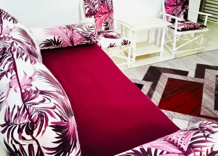 Mkayamba House Bed & Breakfast Malindi