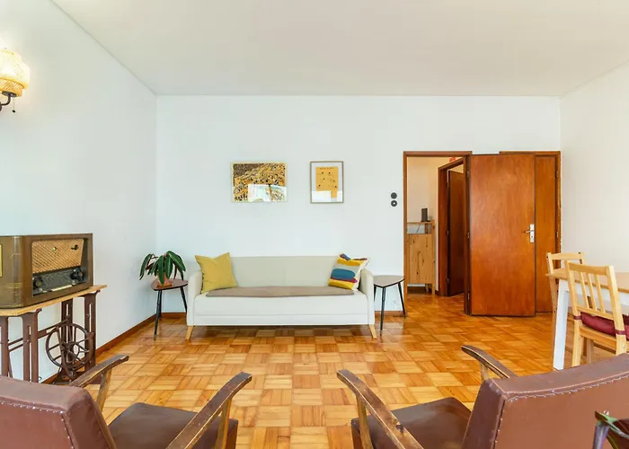 Bonfim Sunny Vintage Apartment Porto