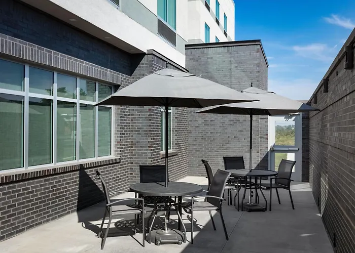 Fairfield By Marriott Inn & Suites Omaha At Mh Landing