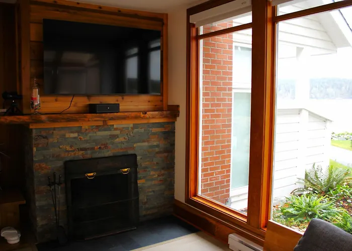 Sooke Harbour House Hotel