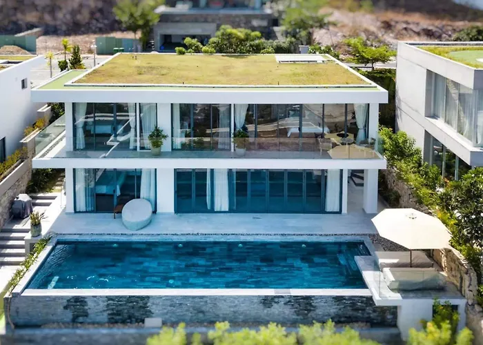 Anh Nguyen Oceanfront Luxury Villas Nha Trang