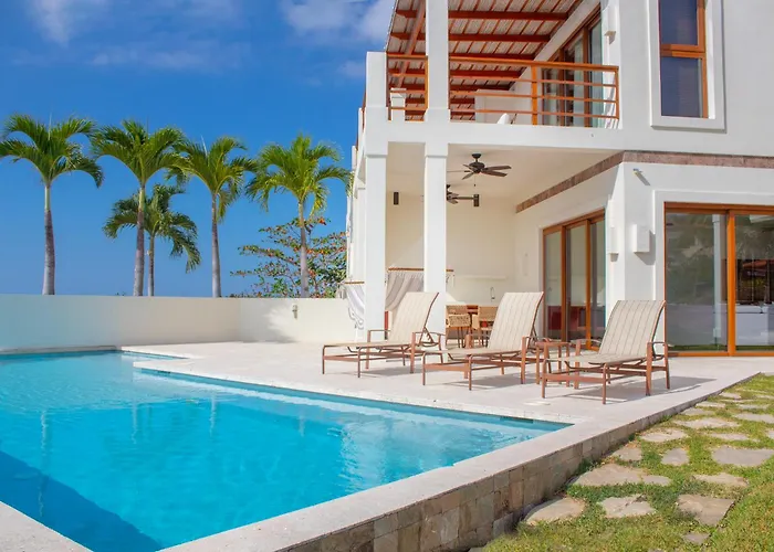 Las Verandas Hotel & Villas First Bight