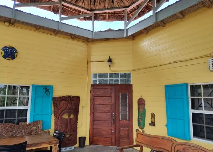 All Seasons Belize Hopkins